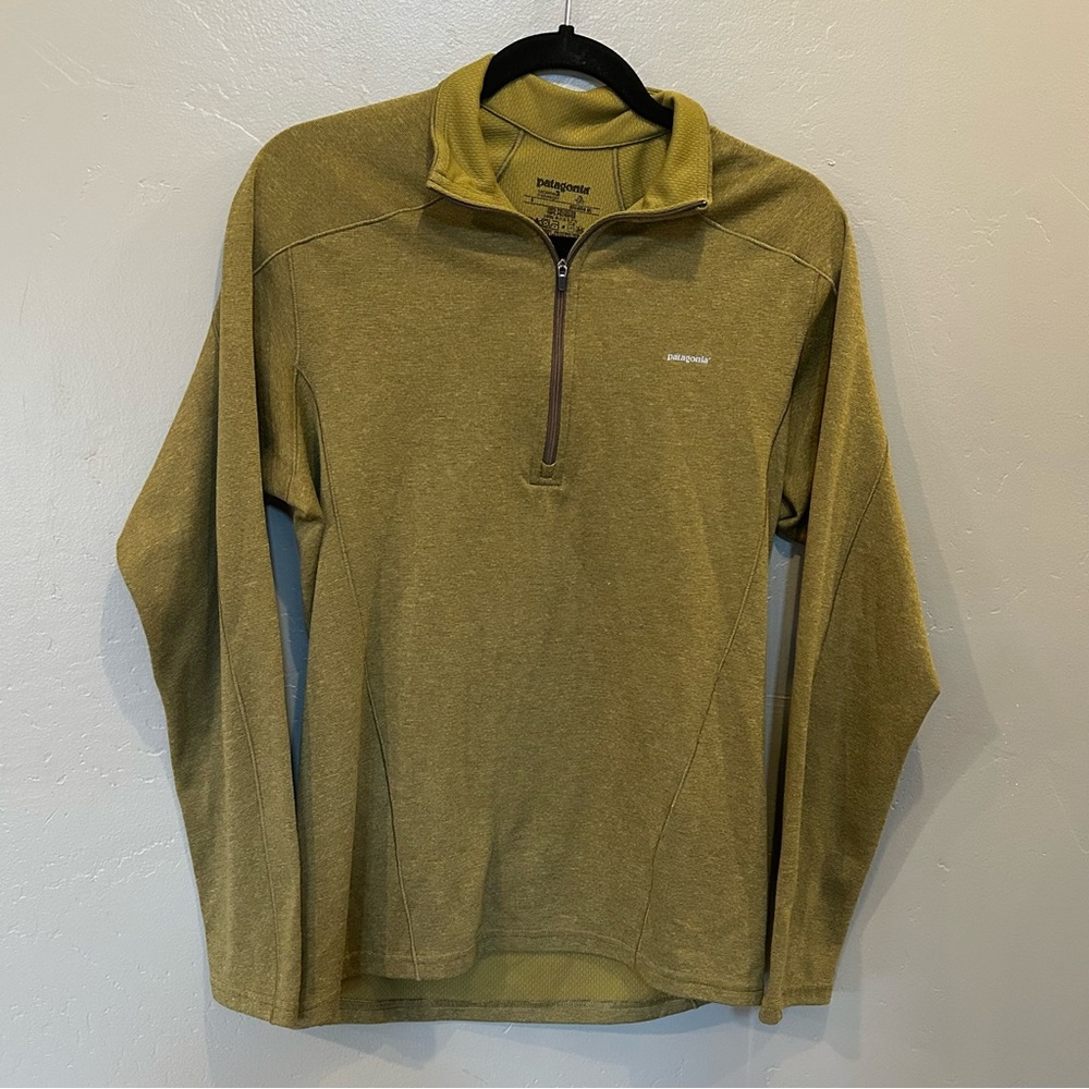 Patagonia Capilene Midweight 3 base layer